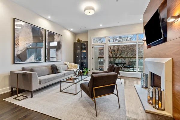$1,825,000 | 1303 West Diversey Parkway, Chicago, IL 60614