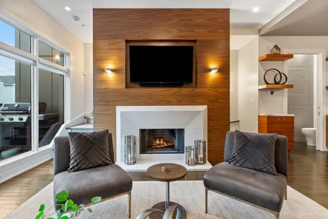 $1,825,000 | 1303 West Diversey Parkway, Chicago, IL 60614