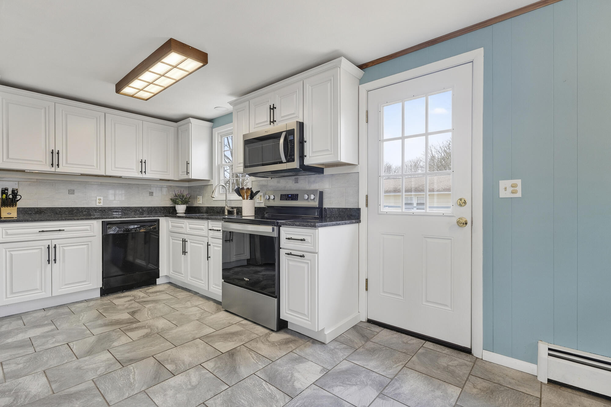 14 Spruce Lane Gorham, ME 04038 - Photo 12 of 54 14 Spruce Lane_W5_10
