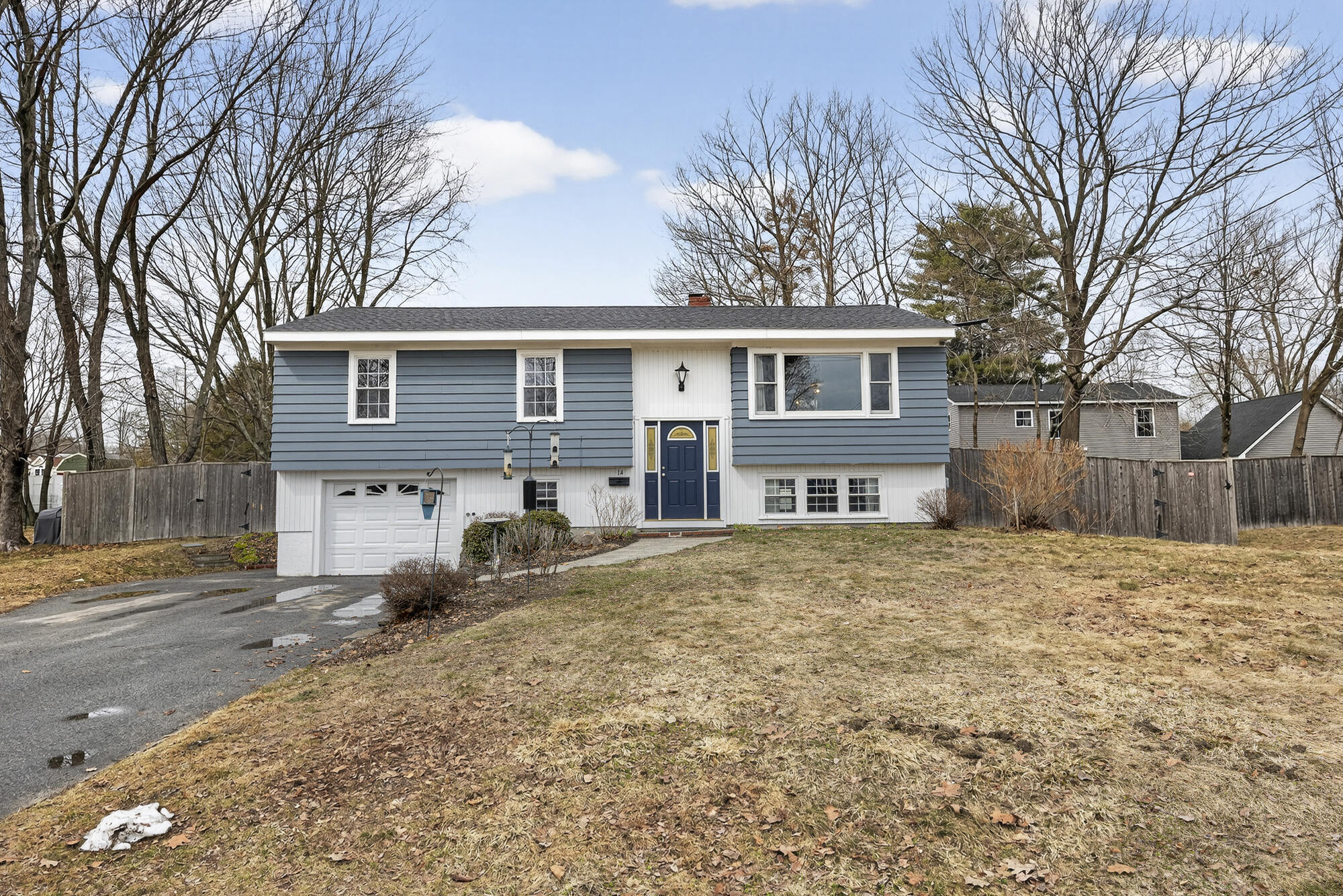 14 Spruce Lane Gorham, ME 04038 - Photo 3 of 54 14 Spruce Lane_W5_41