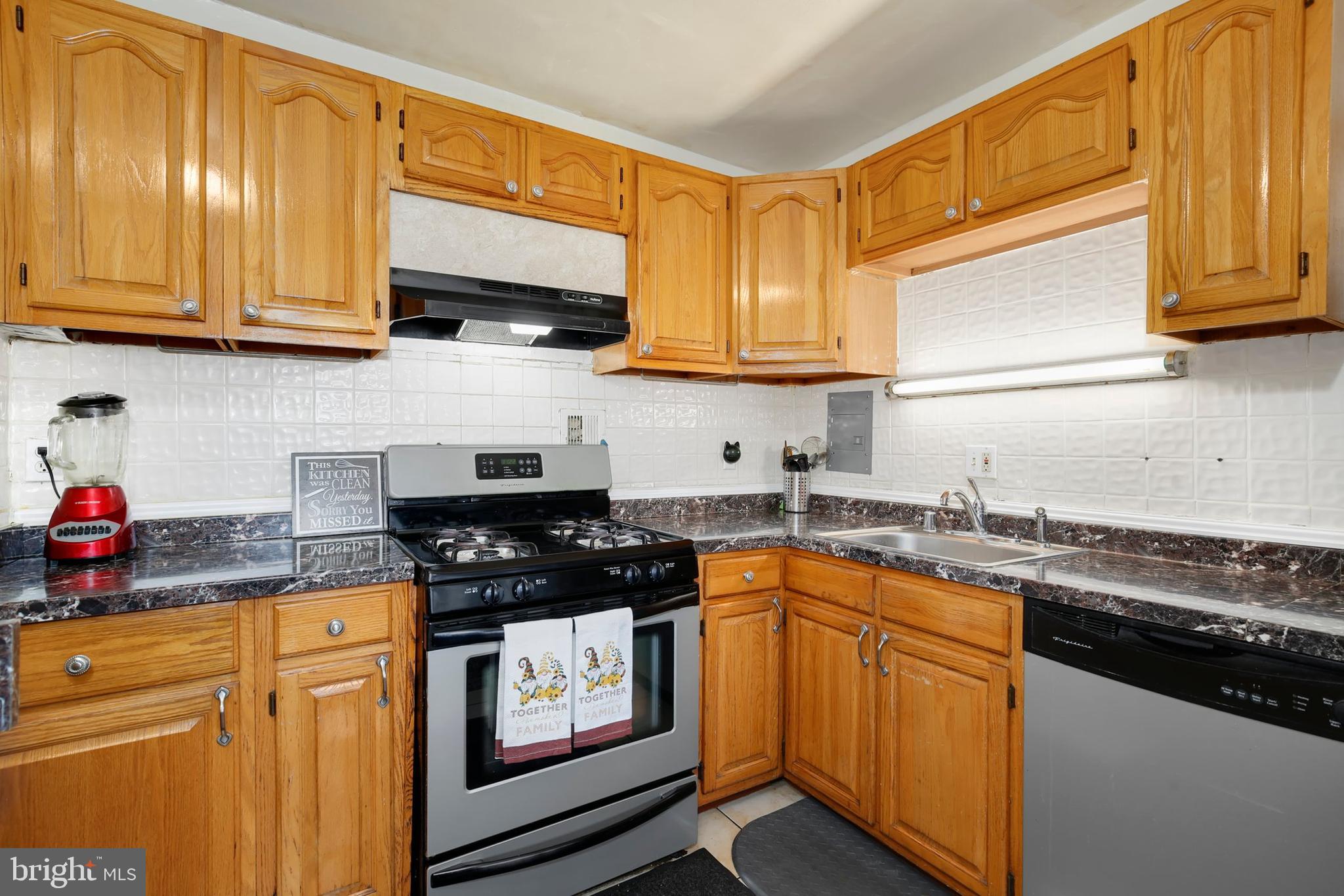 8830 Piney Branch Road, Unit 1211 Silver Spring, MD 20903 - Photo 16 of 49
