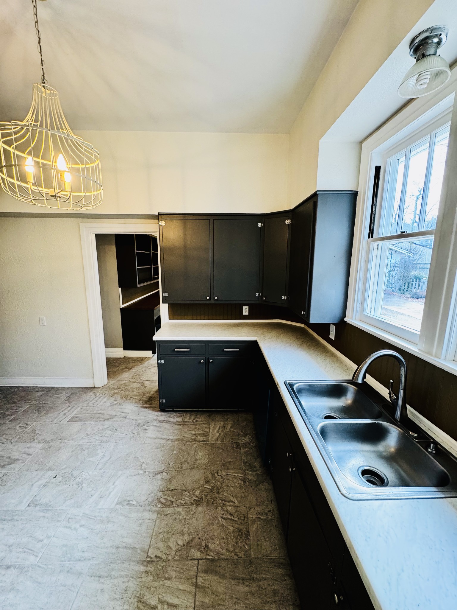 321 Walnut Street Paris, TN 38242 - Photo 8 of 25