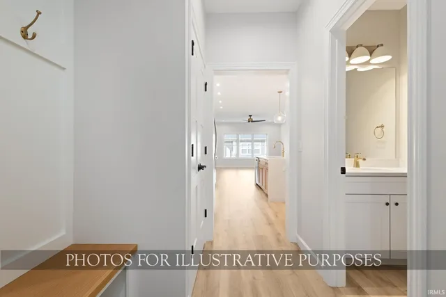 $809,900 | 1241 Echoes Circle, South Bend, IN 46617