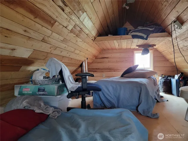 a view of an outdoor space