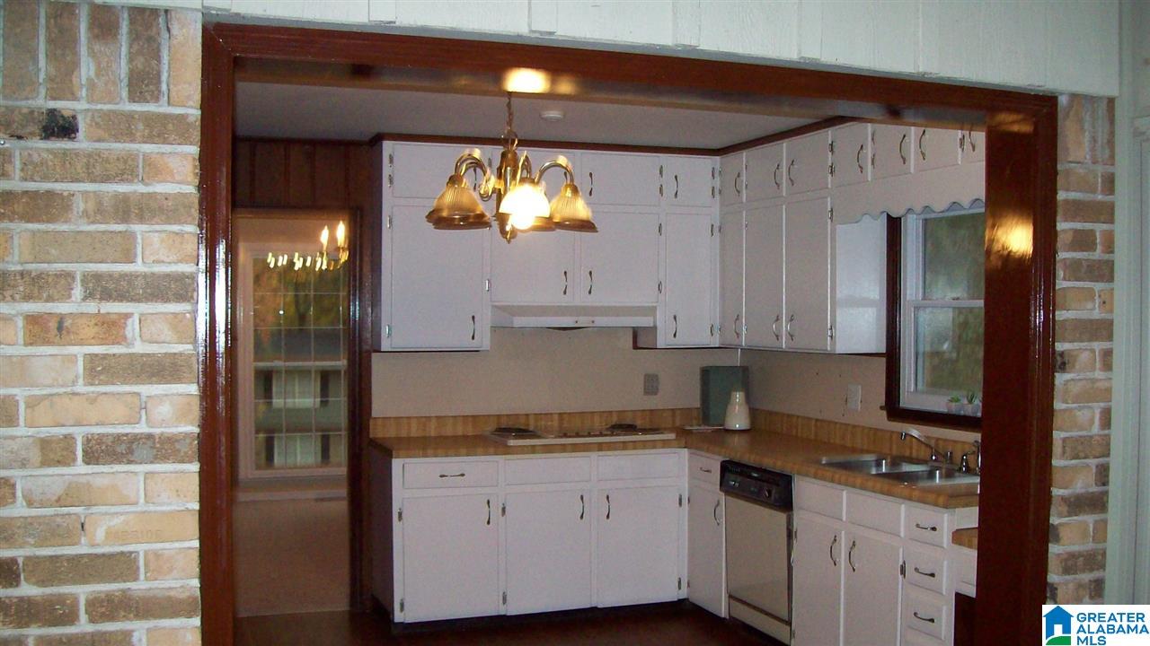 2217 Tal Brook Road Birmingham, AL 35216 - Photo 9 of 19