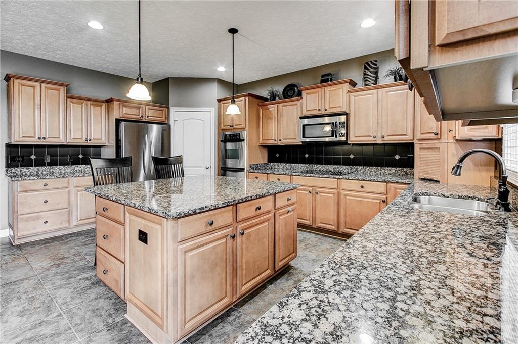 13661 Diving Hawk Crossing Fishers, IN 46055 - Photo 13 of 58 Gallery Image 13