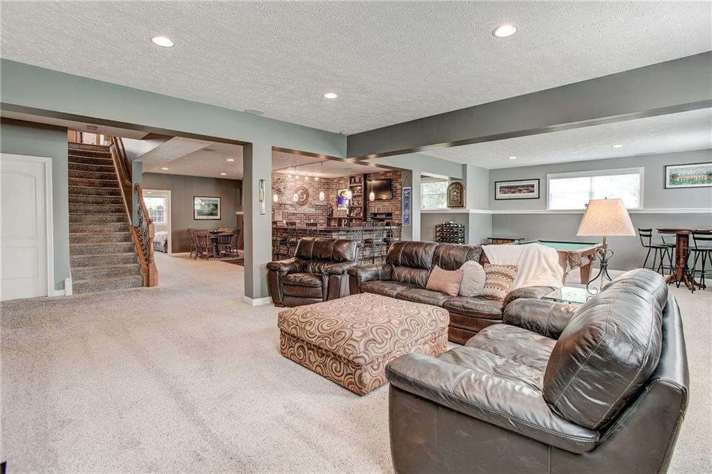 13661 Diving Hawk Crossing Fishers, IN 46055 - Photo 37 of 58 Gallery Image 37