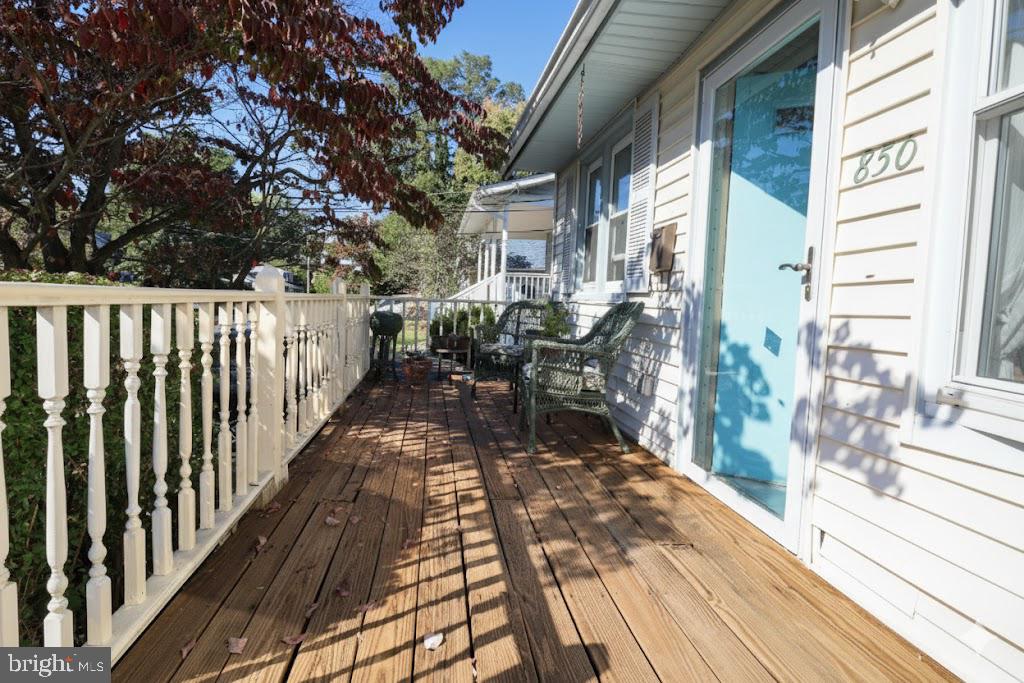 850 Orchard Avenue Runnemede, NJ 08078 - Photo 5 of 26 a view of a patio with wooden floor