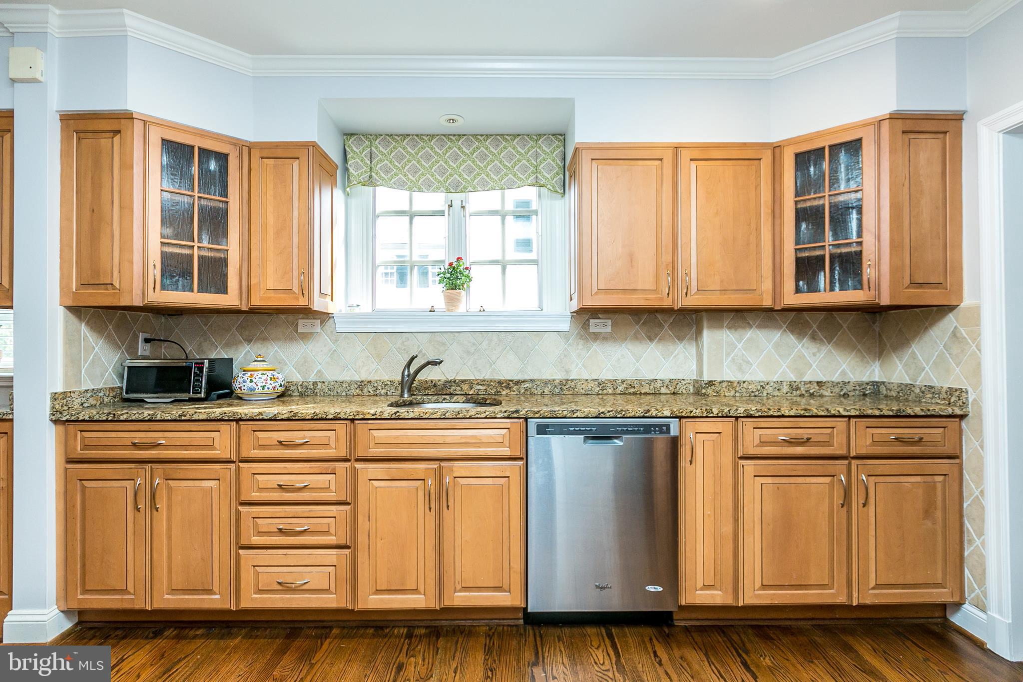 106 Taplow Road Baltimore, MD 21212 - Photo 7 of 42 Kitchen