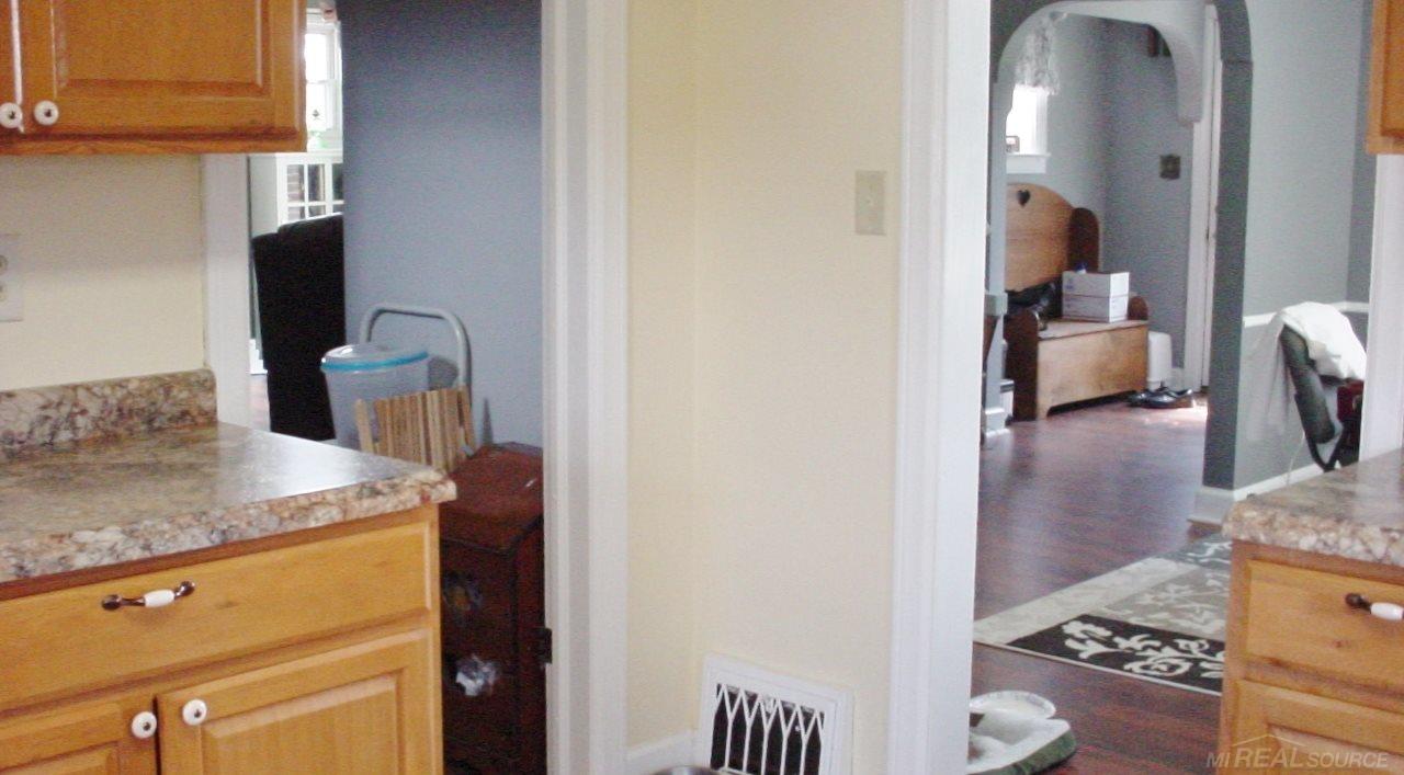 4456 Lapeer Road Port Huron, MI 48060 - Photo 21 of 39 50010280-20.JPG
