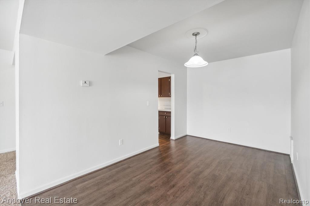 330 South Drake Road, Unit M08 Kalamazoo, MI 49009 - Photo 44 of 64
