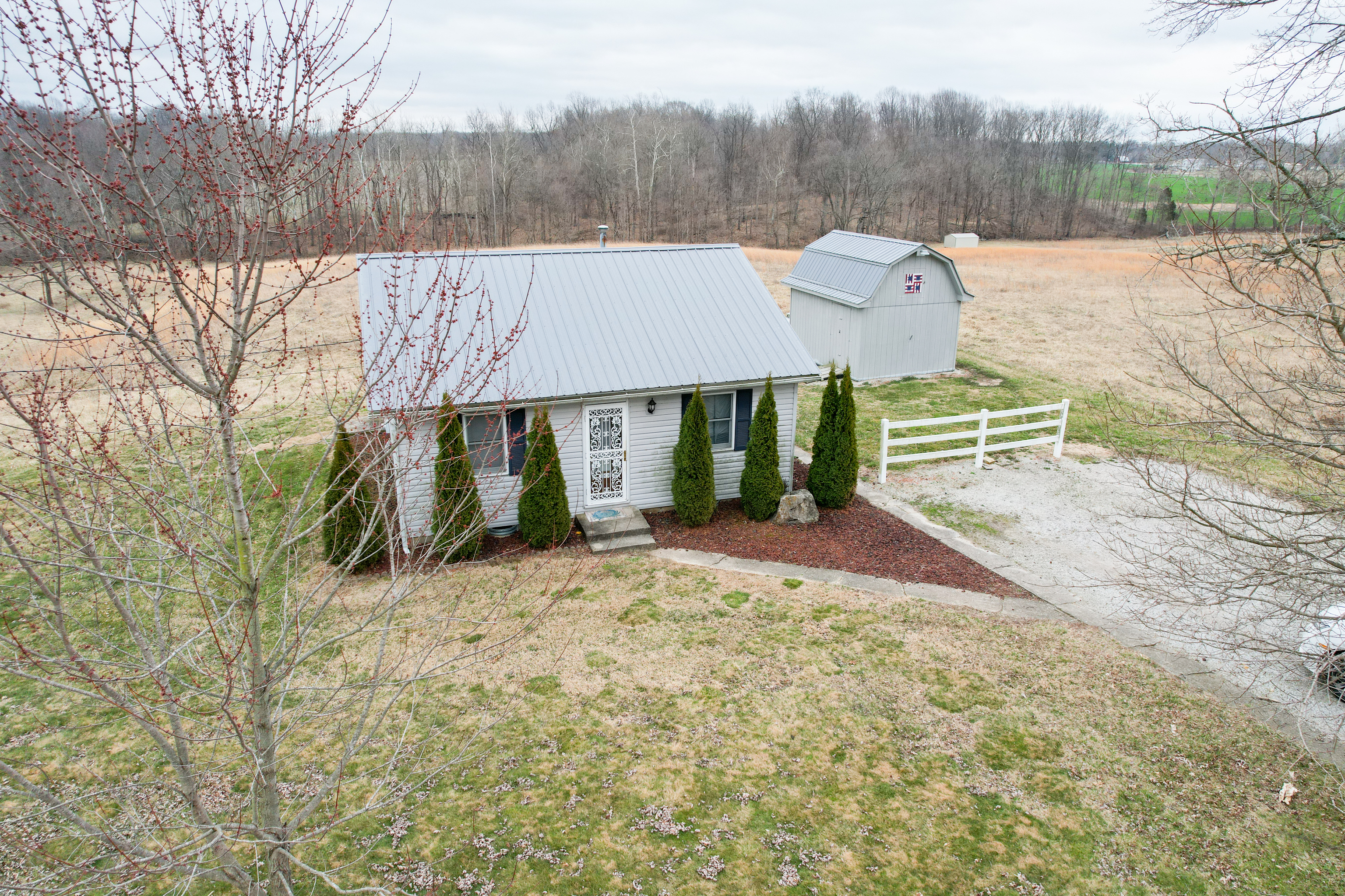 1313 South Thompson Road Lexington, IN 47138 - Photo 4 of 22 Gallery Image 4