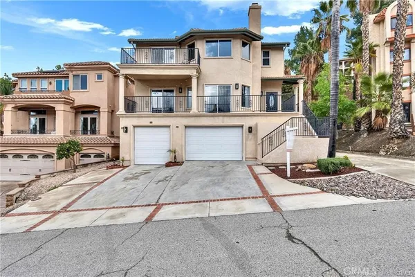 $749,900 | 29641 Vacation Drive, Canyon Lake, CA 92587