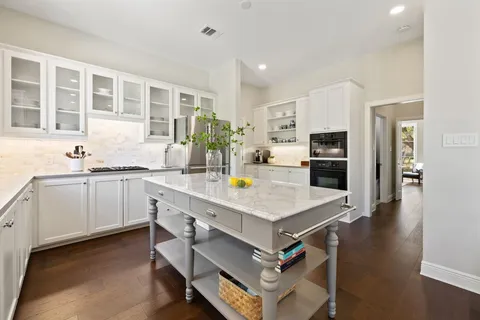 $1,595,000 | 2907 Creeks Edge Parkway, Austin, TX 78733
