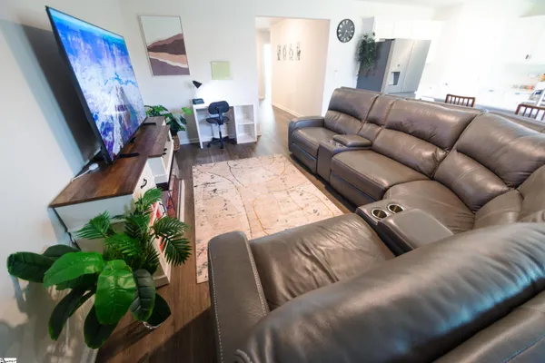 $3,000 | 1014 South Welcome Road, Greenville, SC 29611