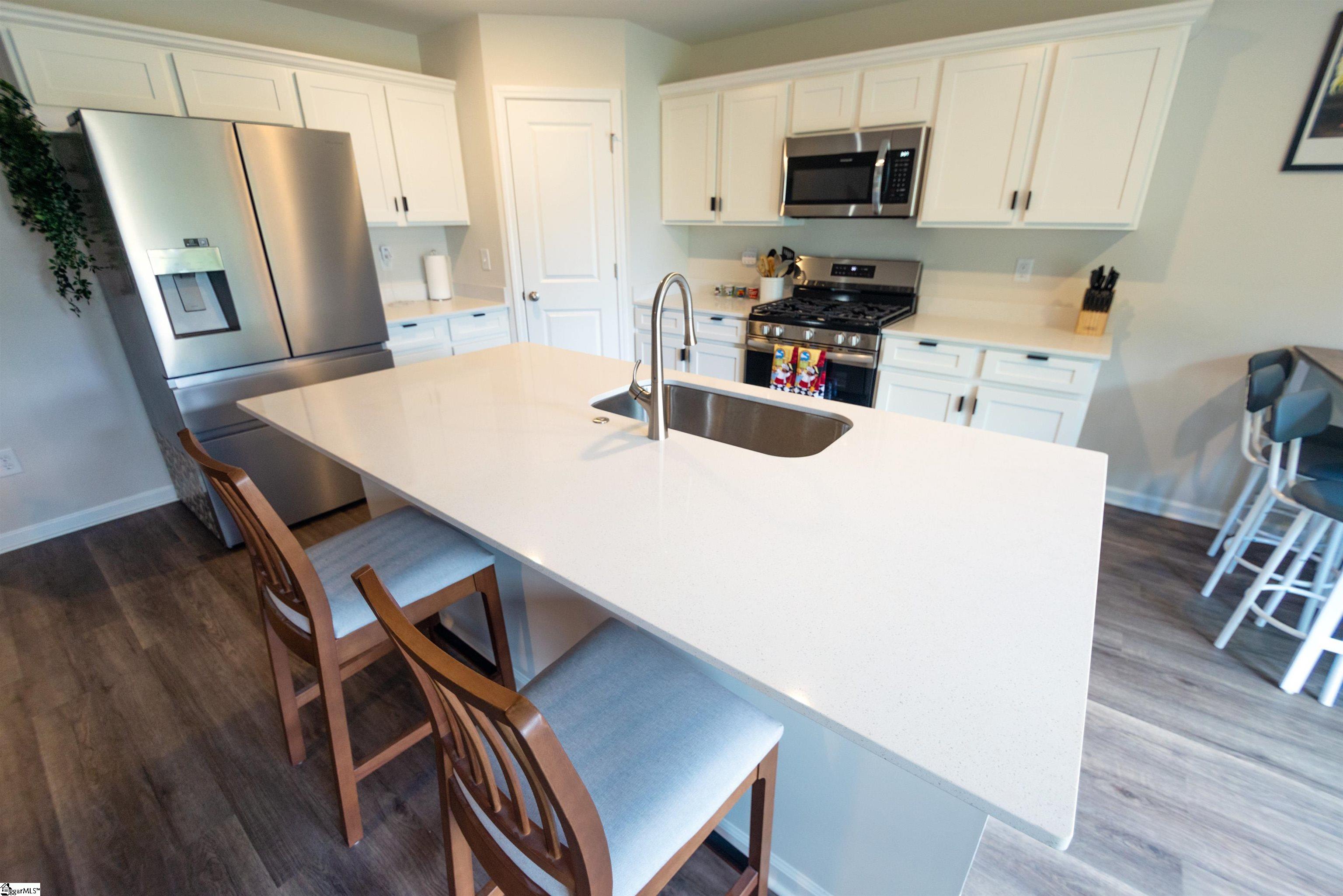 1014 South Welcome Road Greenville, SC 29611 - Photo 5 of 35