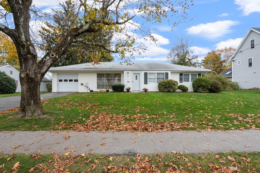 13 Wentworth Road Natick, MA 01760 - Photo 32 of 33 front view of house with a yard