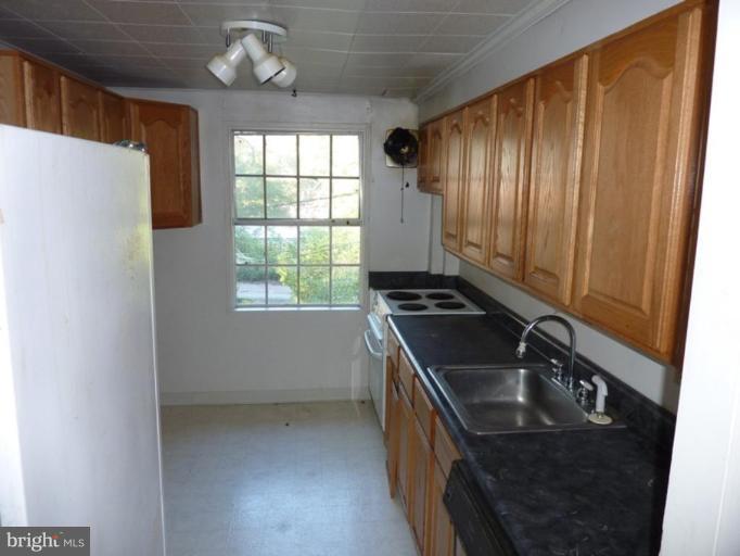 6316 Falkirk Road Baltimore, MD 21239 - Photo 6 of 11 Kitchen #2