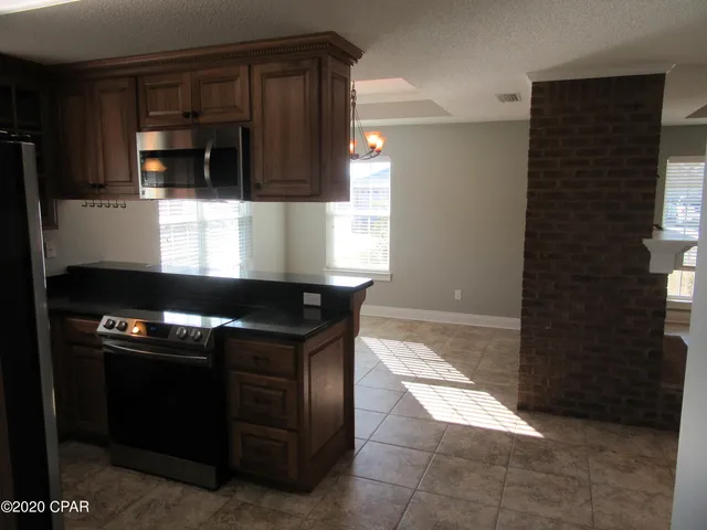 $2,195 | 4604 Bylsma Circle, Panama City, FL 32404