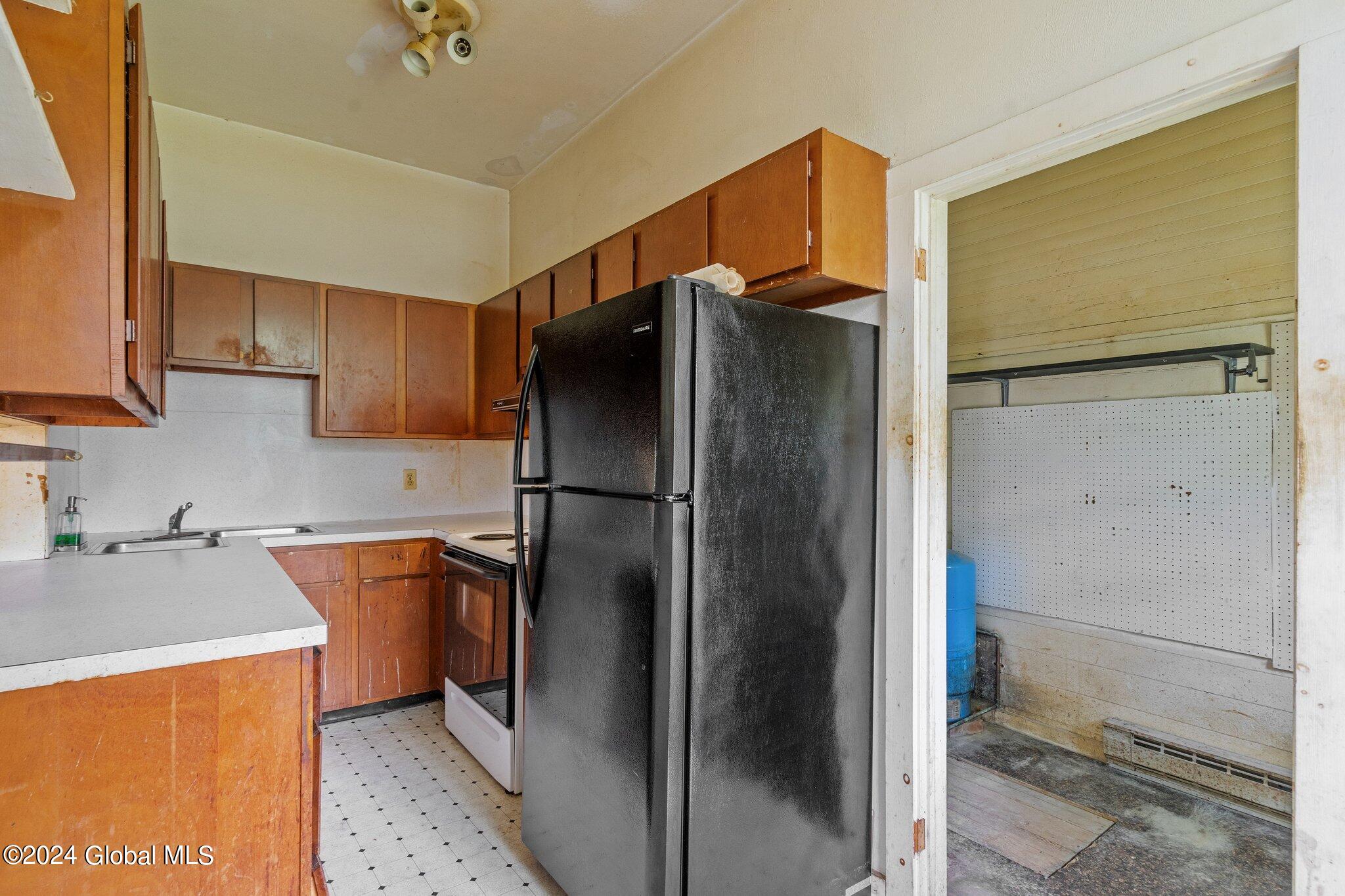 343 Riverview Road Rexford, NY 12148 - Photo 5 of 14 24-web-or-mls-343-riverview-rd