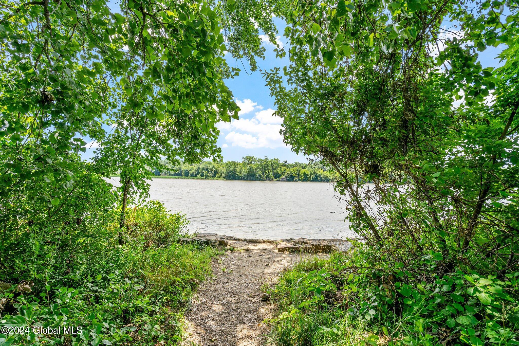 343 Riverview Road Rexford, NY 12148 - Photo 7 of 14 28-web-or-mls-343-riverview-rd