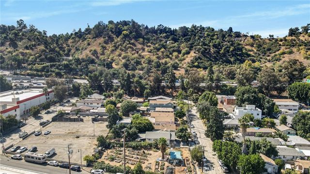 $899,999 | 2662 Rich Street, Los Angeles, CA 90039