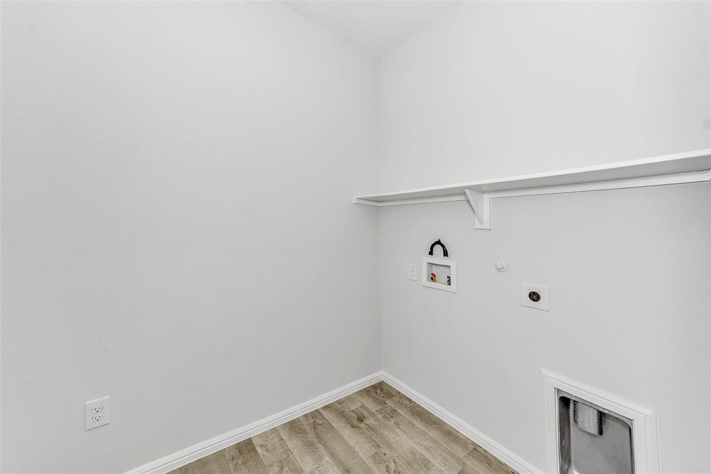 1119 Salt Creek Road Springtown, TX 76082 - Photo 13 of 25