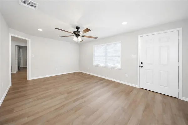 $1,995 | 1119 Salt Creek Road, Springtown, TX 76082