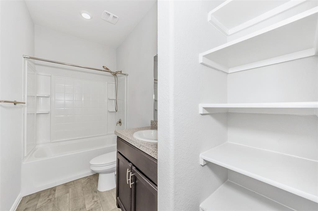 1119 Salt Creek Road Springtown, TX 76082 - Photo 9 of 25