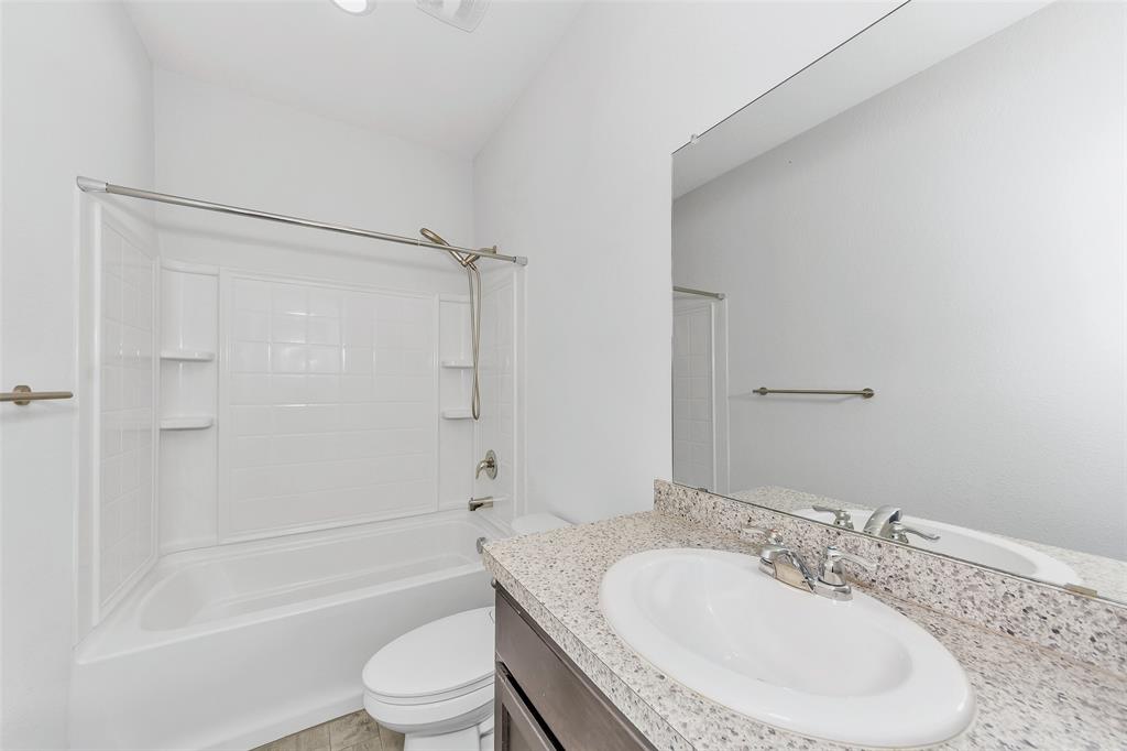 1119 Salt Creek Road Springtown, TX 76082 - Photo 10 of 25