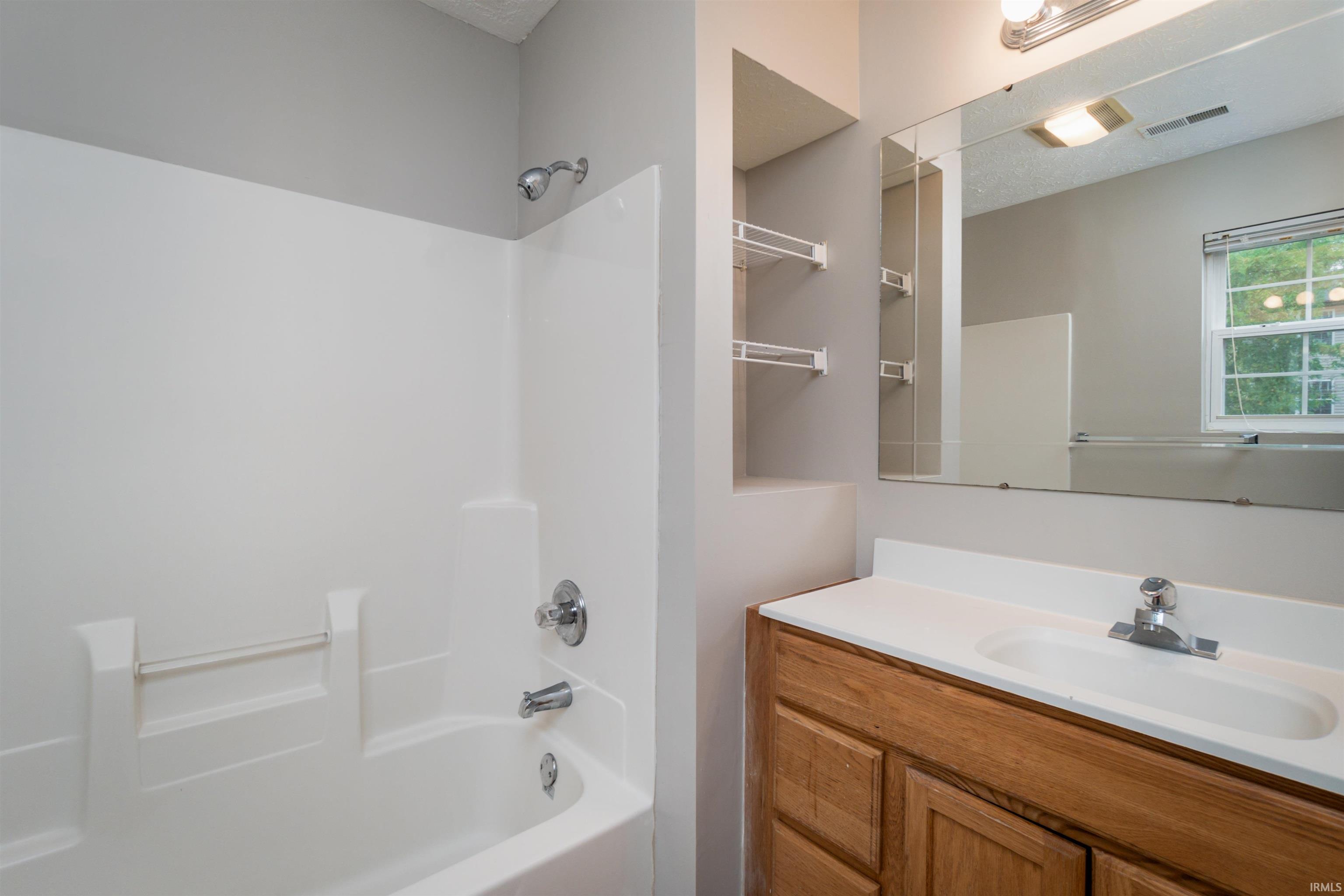 2602 South Rockport Road Bloomington, IN 47403 - Photo 20 of 31 Gallery Image 20