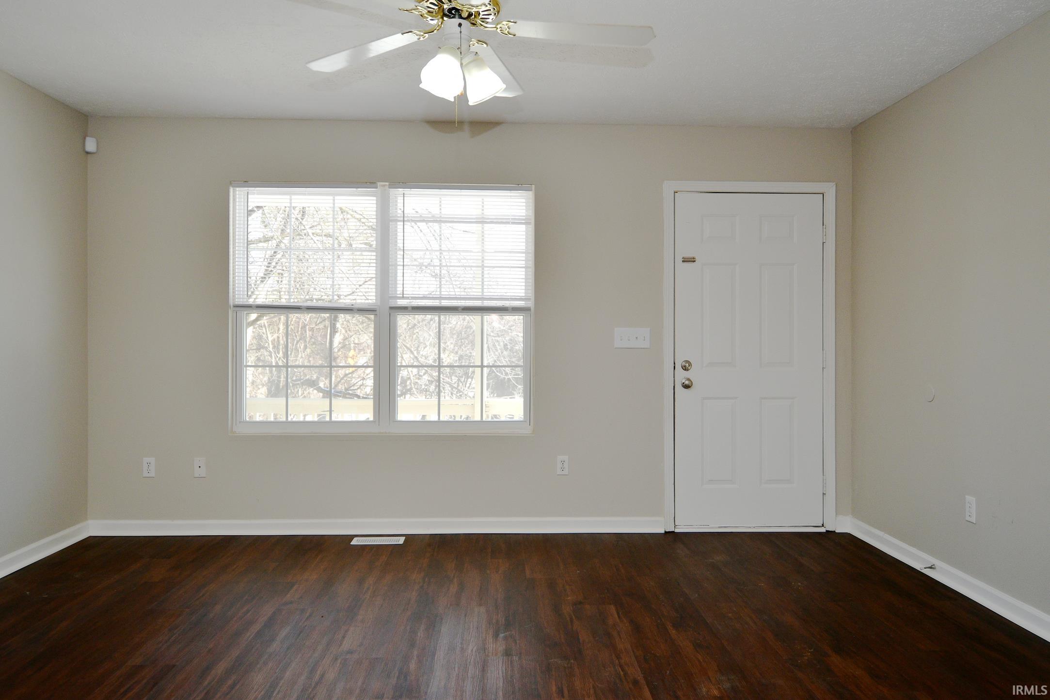 2602 South Rockport Road Bloomington, IN 47403 - Photo 3 of 31 Gallery Image 3