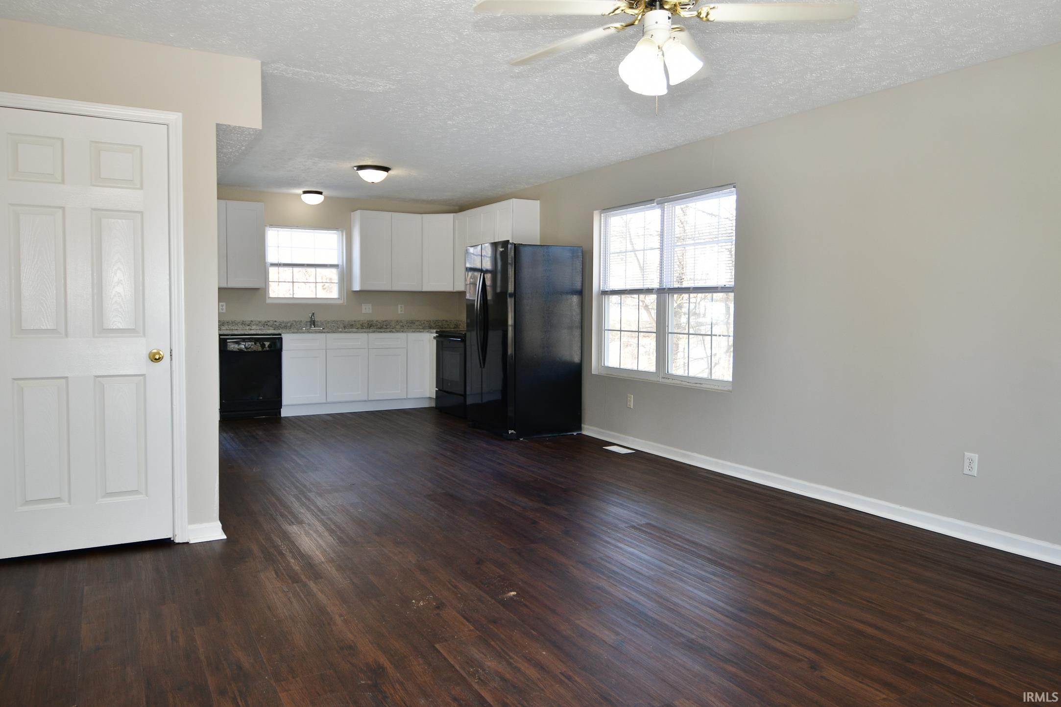 2602 South Rockport Road Bloomington, IN 47403 - Photo 5 of 31 Gallery Image 5