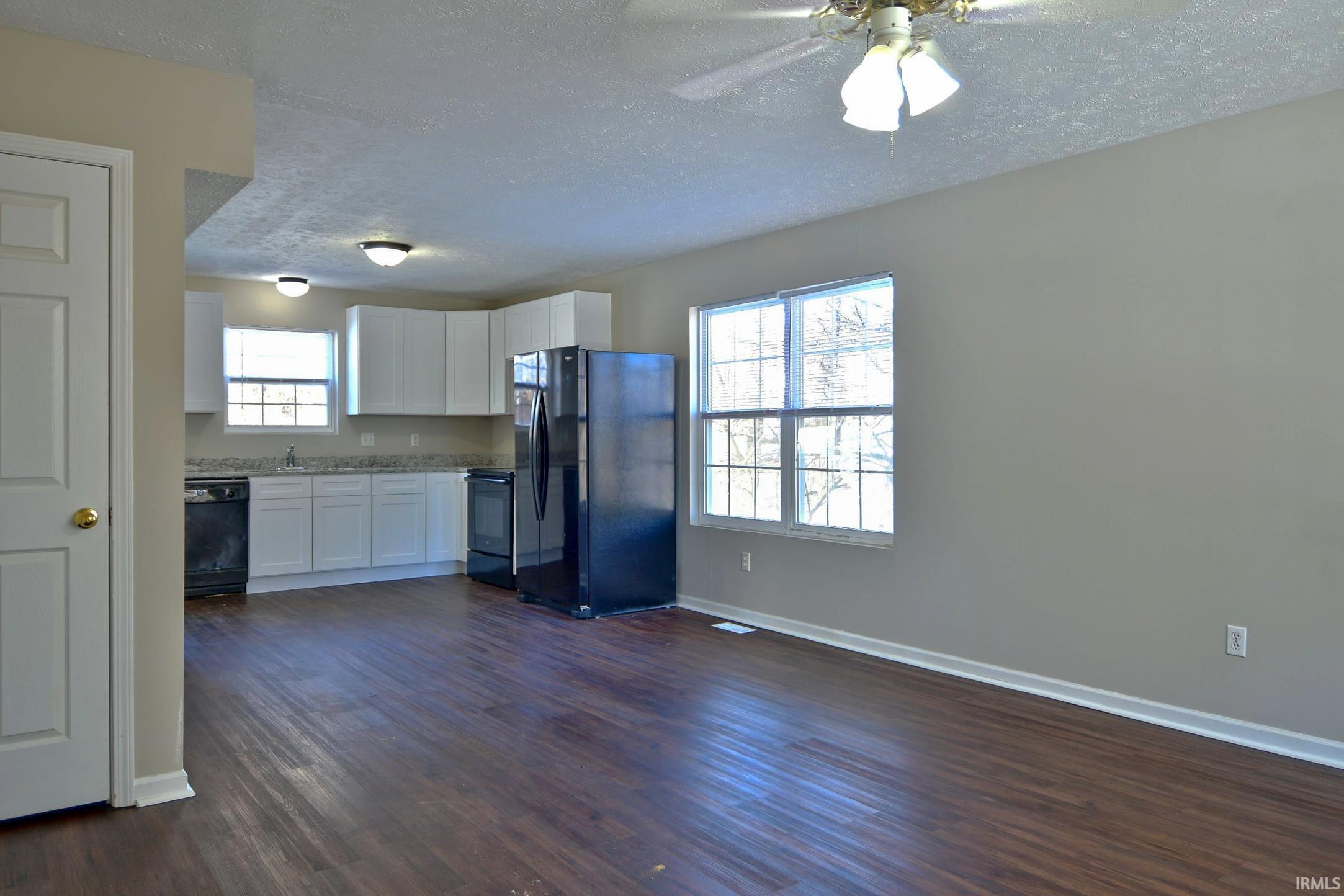 2602 South Rockport Road Bloomington, IN 47403 - Photo 6 of 31 Gallery Image 6