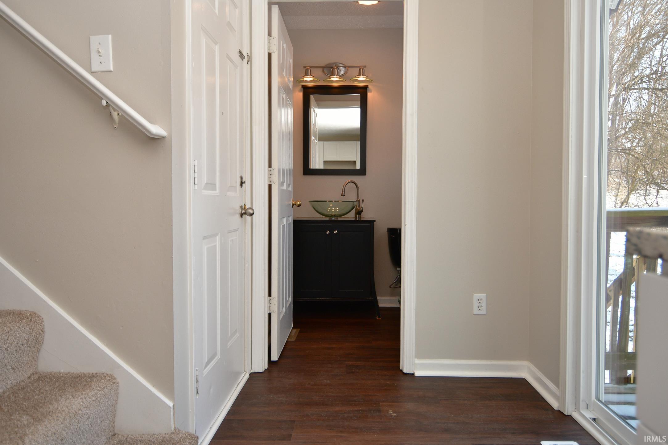 2602 South Rockport Road Bloomington, IN 47403 - Photo 10 of 31 Gallery Image 10
