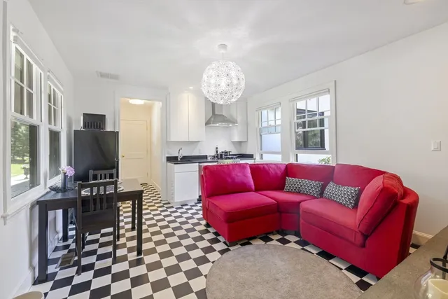 $2,650 | 25 Somerset Road, Unit 2, Lexington, MA 02420