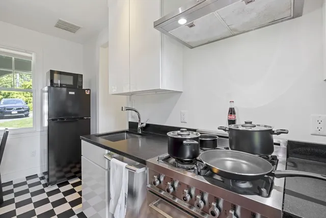 $2,650 | 25 Somerset Road, Unit 2, Lexington, MA 02420