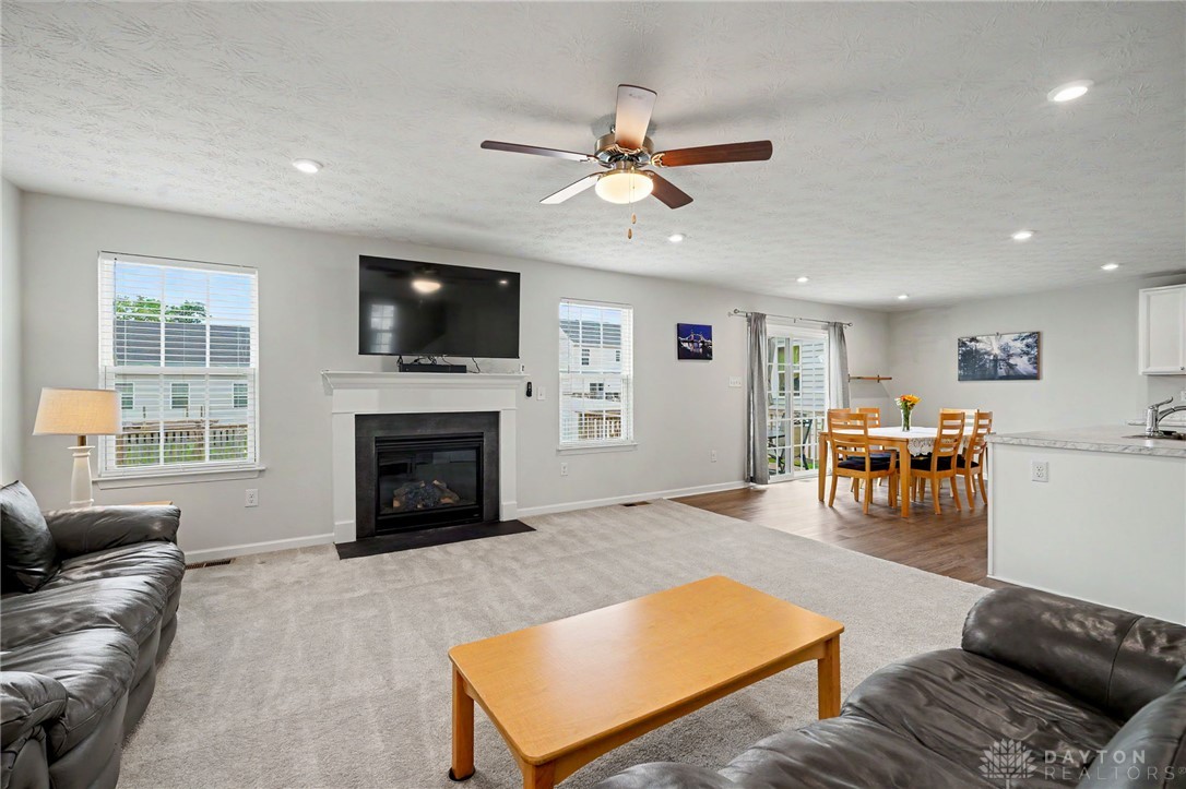 157 Cresting Road Fairborn, OH 45324 - Photo 6 of 43