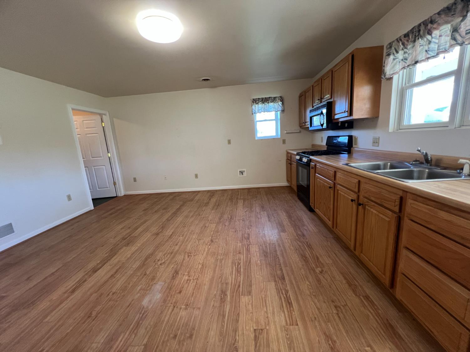 25954 Schantz Road Sunman, IN 47041 - Photo 3 of 12