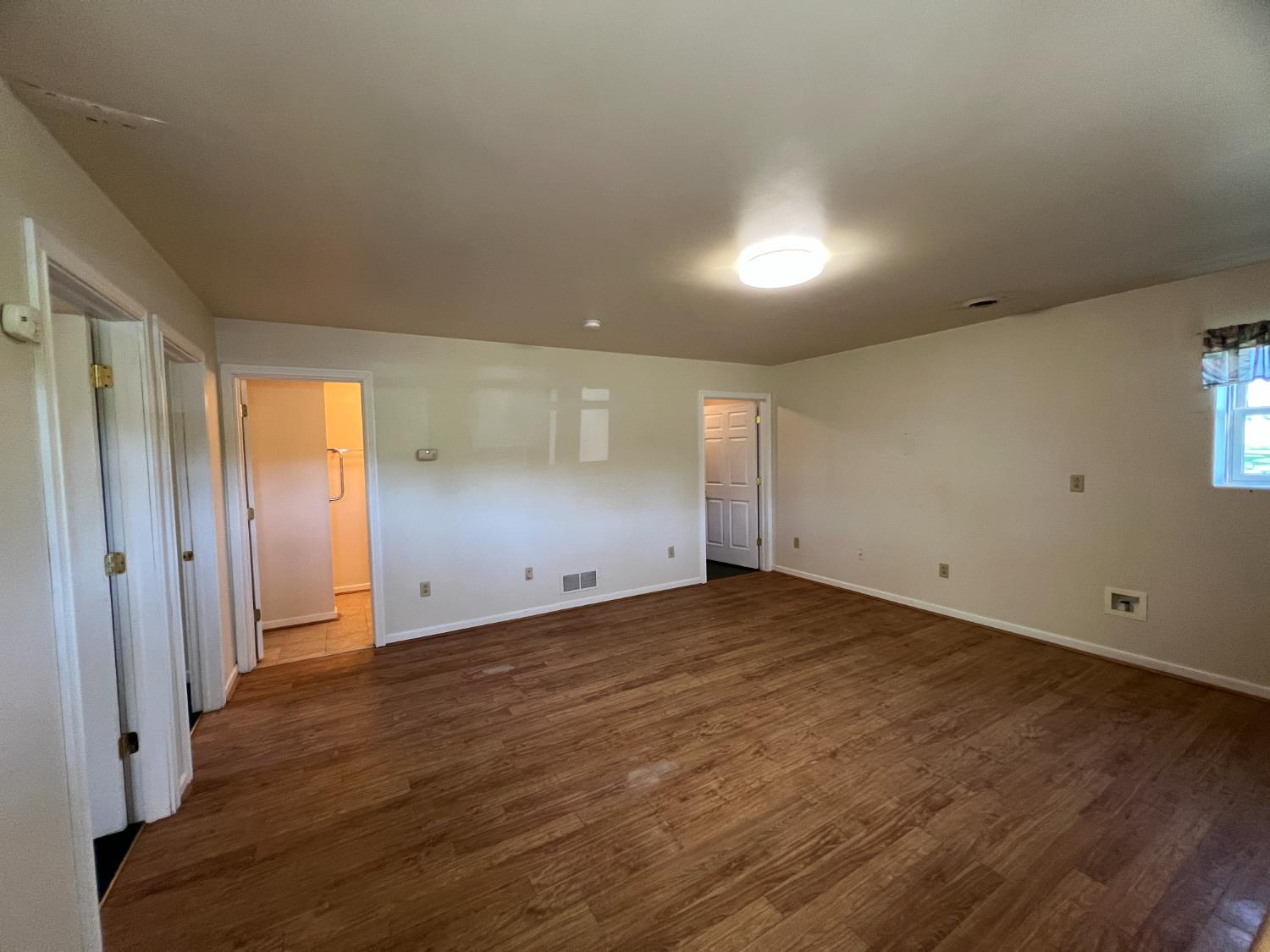 25954 Schantz Road Sunman, IN 47041 - Photo 4 of 12