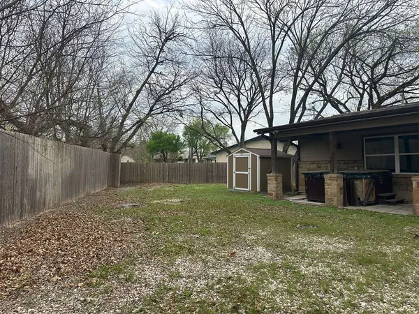 $2,300 | 108 Belaire Circle, Round Rock, TX 78664