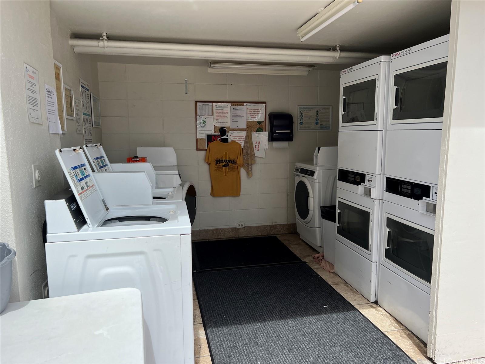 425 Ena Road, Unit 405A Honolulu, HI 96815 - Photo 13 of 14