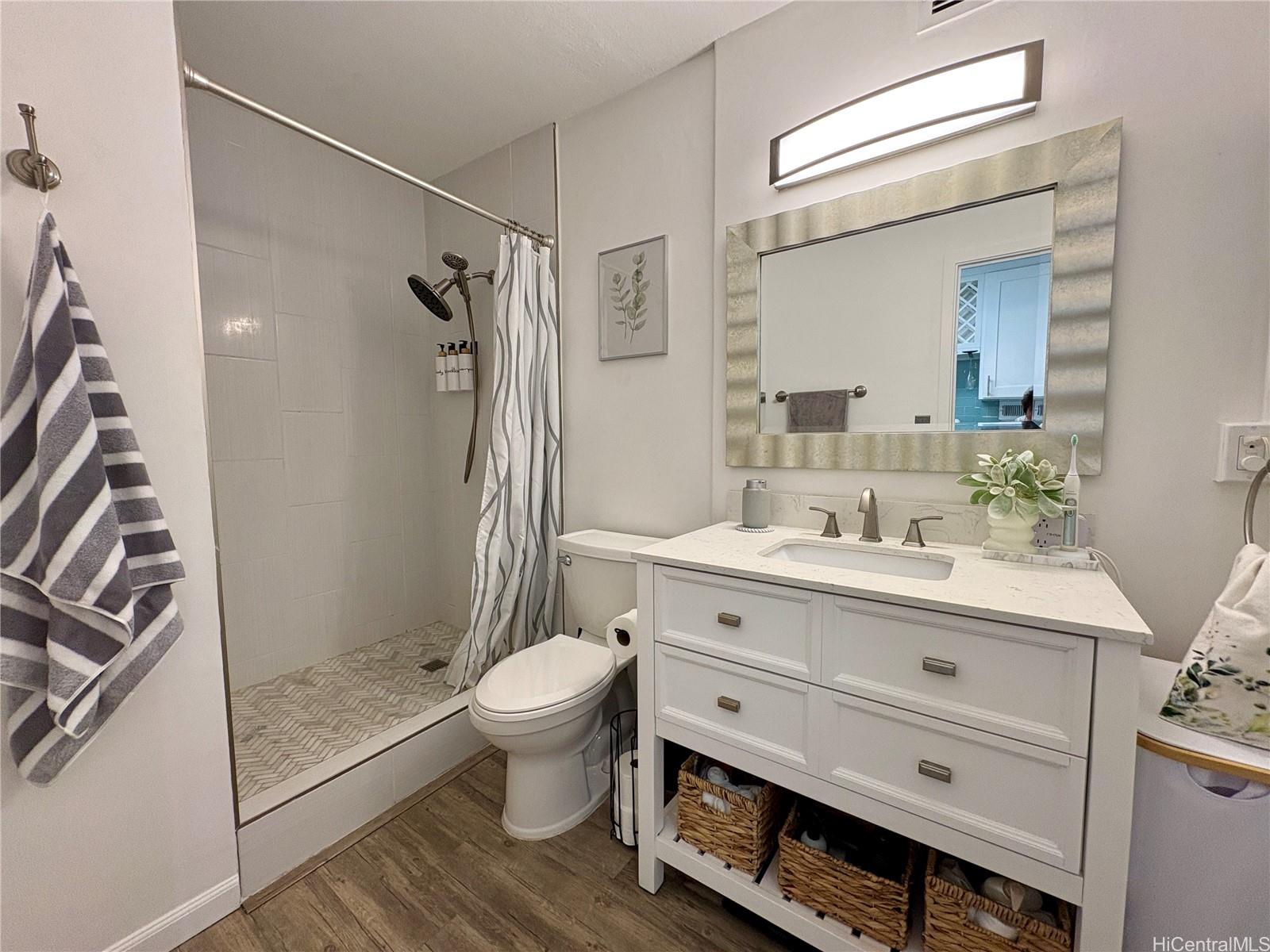 425 Ena Road, Unit 405A Honolulu, HI 96815 - Photo 8 of 14