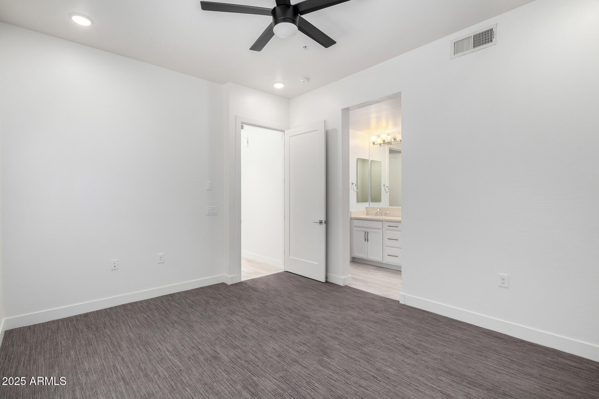 6565 East Thomas Road, Unit 1013 Scottsdale, AZ 85251 - Photo 9 of 26 9- Thomas