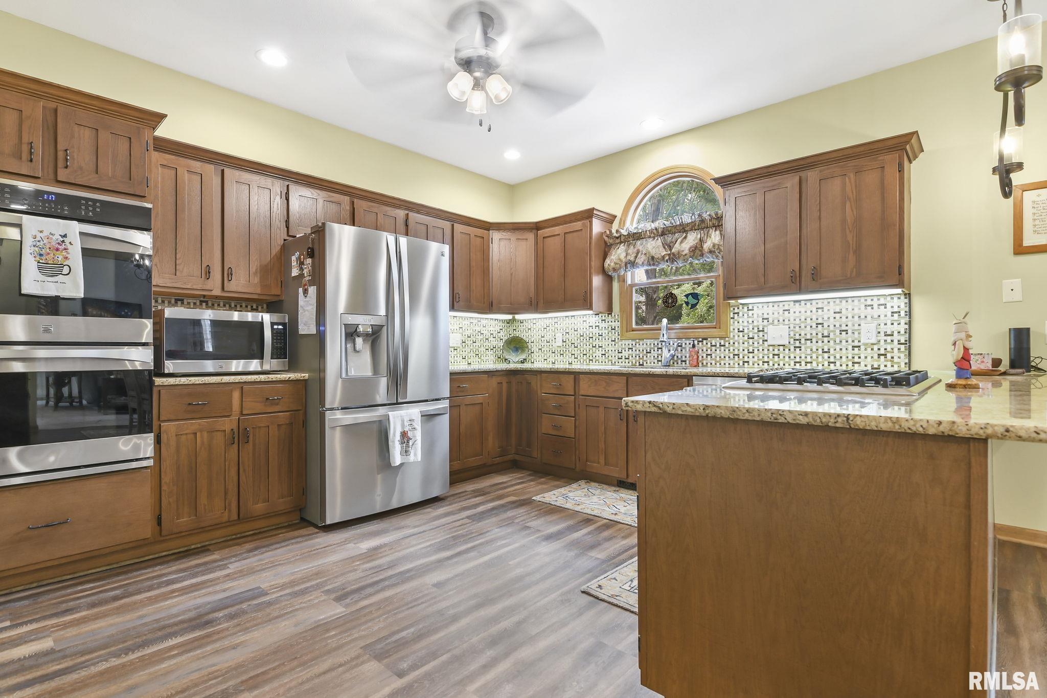780 Cherokee Drive Springfield, IL 62711 - Photo 23 of 58