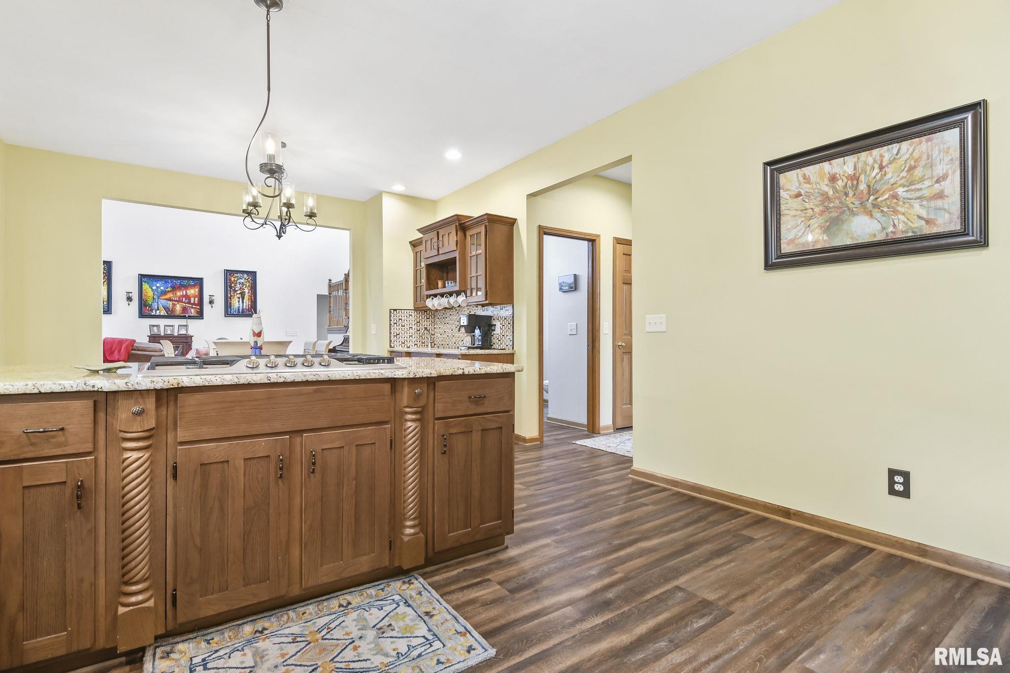 780 Cherokee Drive Springfield, IL 62711 - Photo 25 of 58