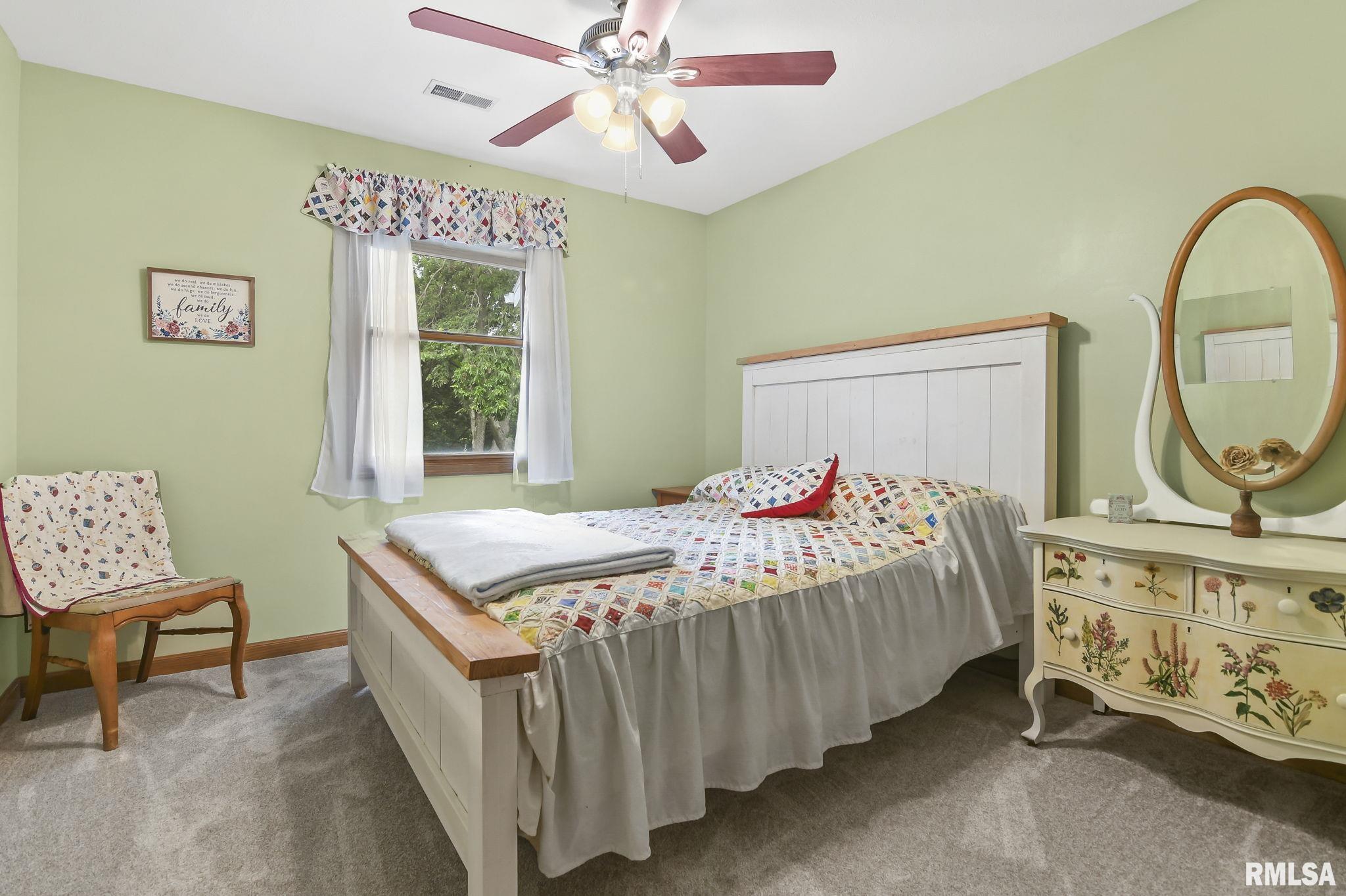 780 Cherokee Drive Springfield, IL 62711 - Photo 40 of 58