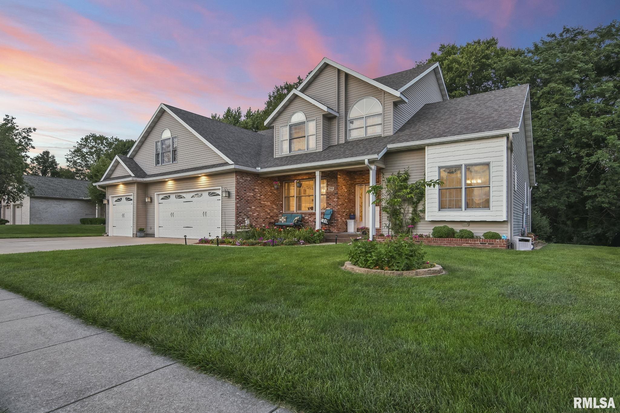 780 Cherokee Drive Springfield, IL 62711 - Photo 4 of 58