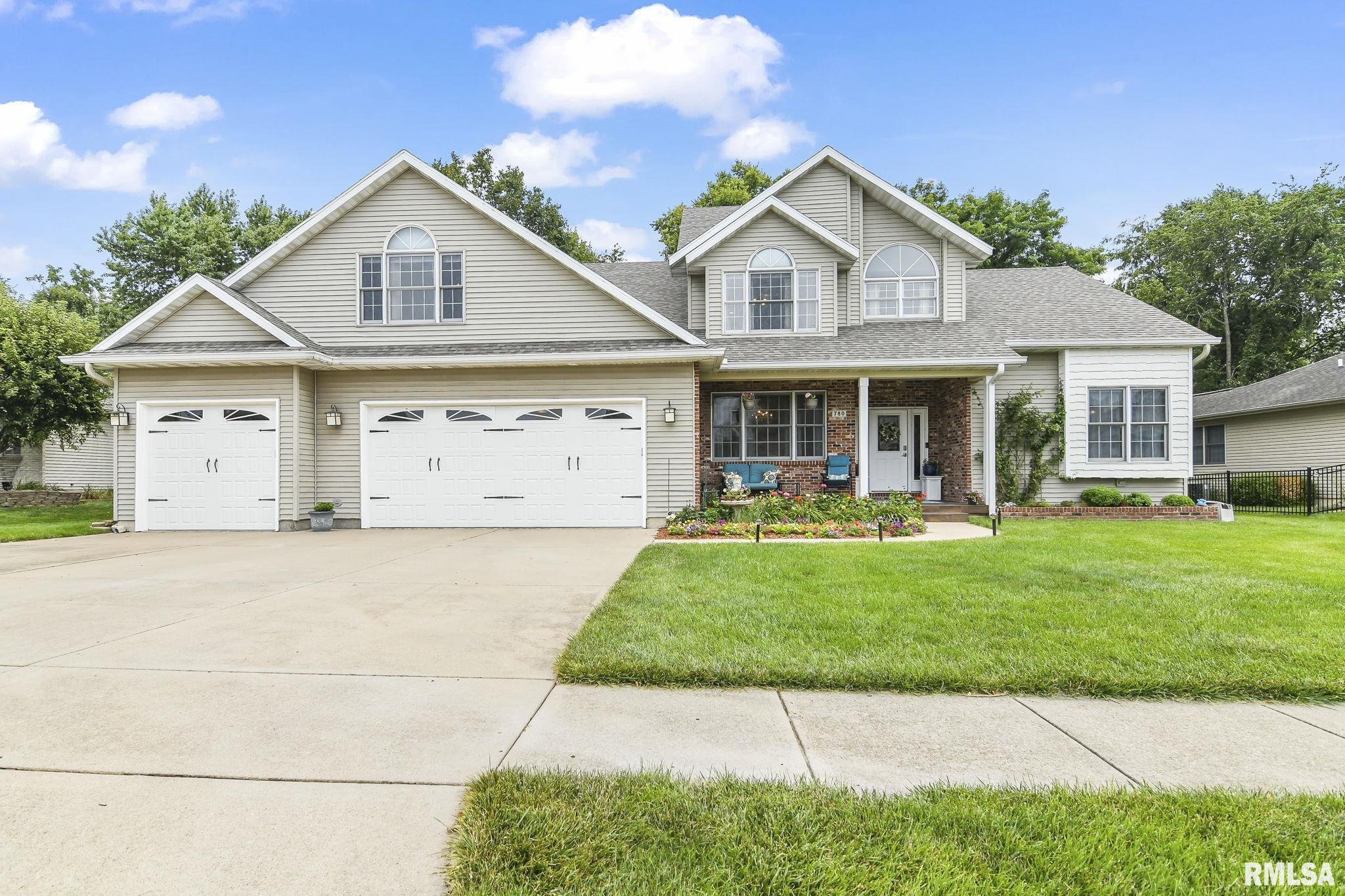 780 Cherokee Drive Springfield, IL 62711 - Photo 9 of 58