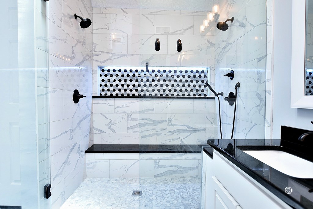 420 Cheyenne Road Columbus, GA 31904 - Photo 18 of 31 Oversized primary bath's shower. Beautiful tile wo